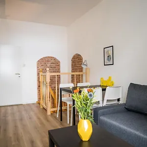 Spacious In Mitte For 6 Berlin