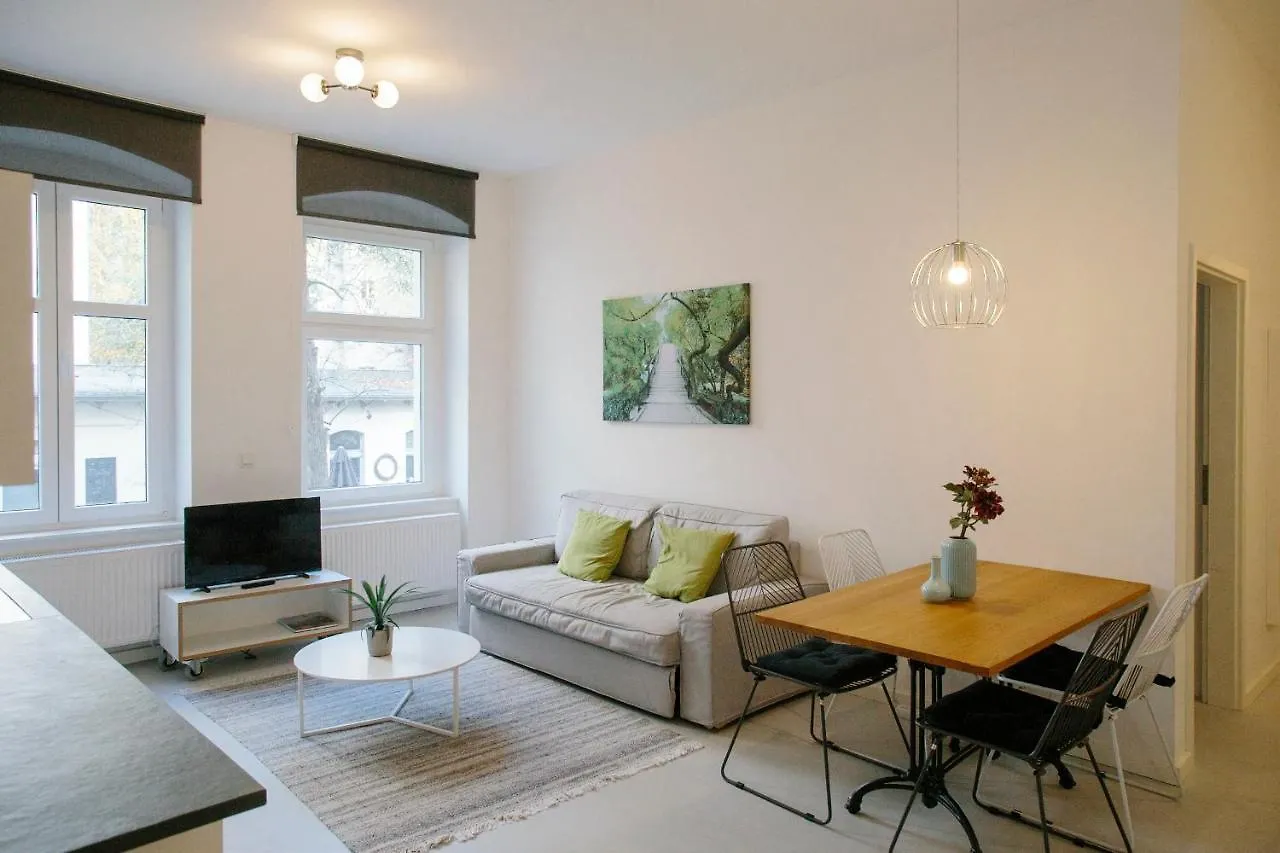 Madflats Hotel-Apartments S-Bahn Friedenau Berlin 0*,