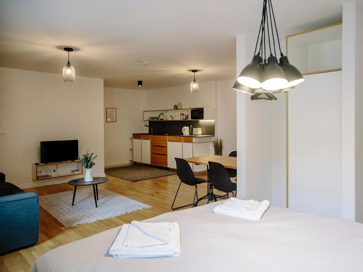 Madflats Hotel-Apartments S-Bahn Friedenau Berlim