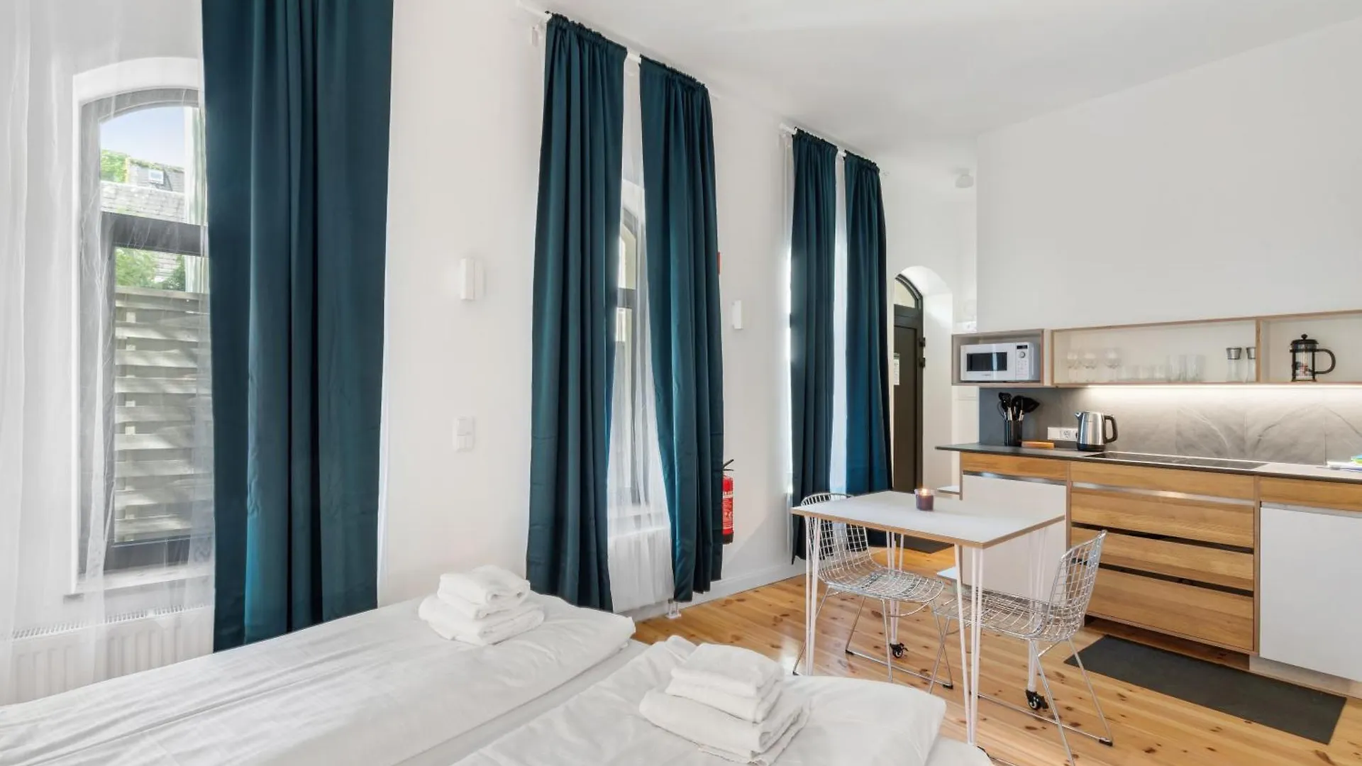 Madflats Hotel-Apartments S-Bahn Friedenau Berlim Apartamento